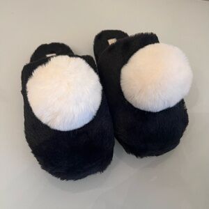 KOOBA Black Faux Fur Slippers Interchangeable Snap Pom Pom Cozy House Shoes